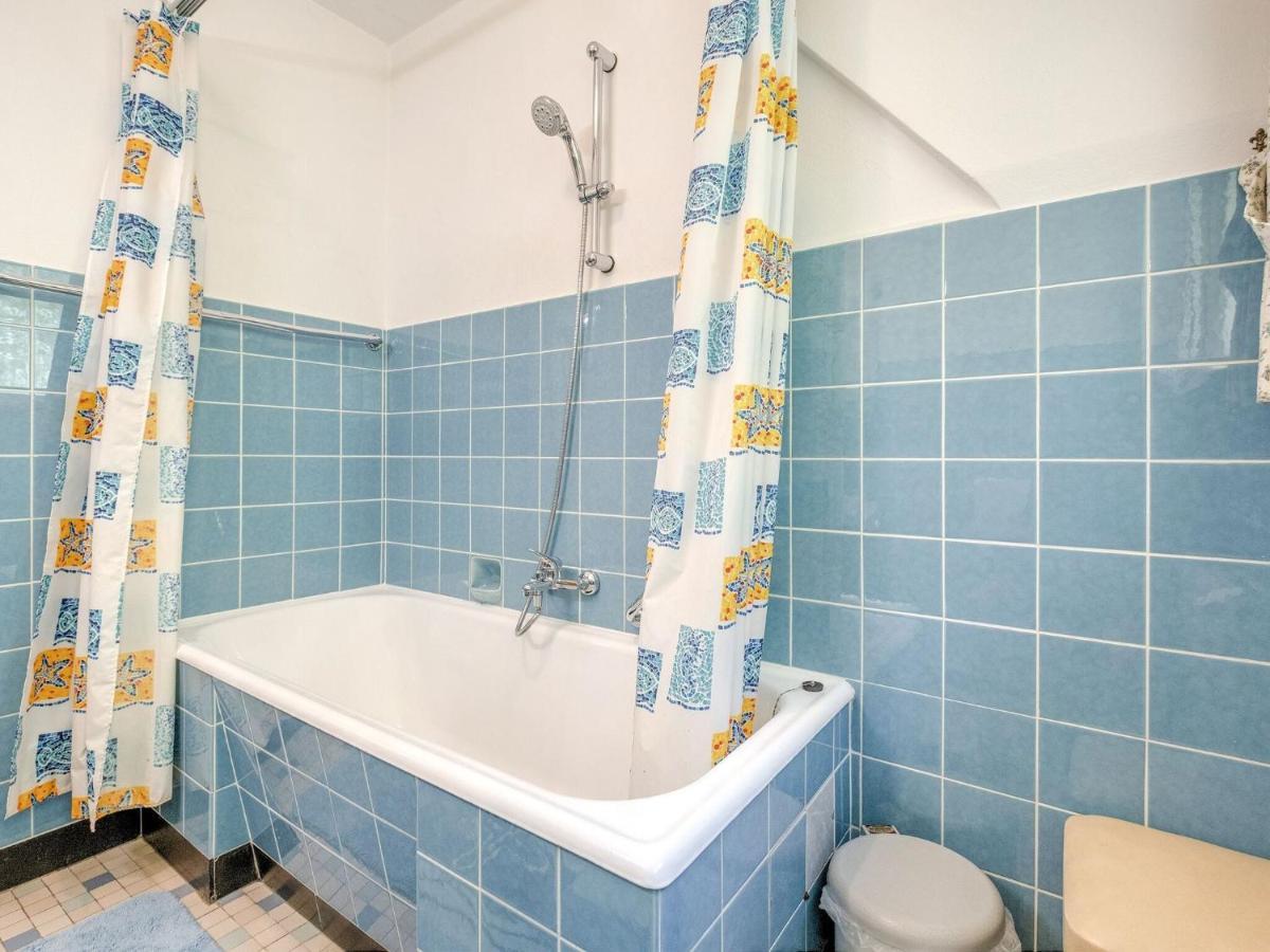 Apartment With Terrace In Sauerland Region Медебах Стая снимка