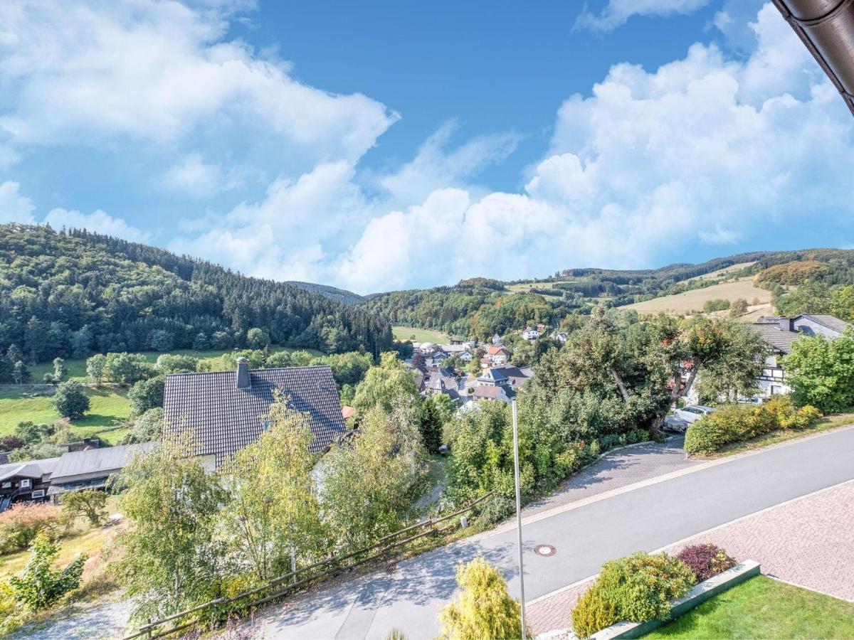 Apartment With Terrace In Sauerland Region Медебах Стая снимка